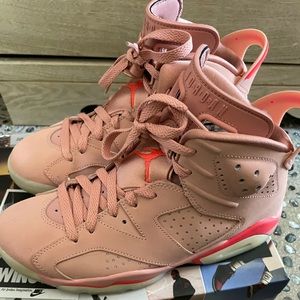 Aleali May x Air Jordan 6 “Millennial Pink”.